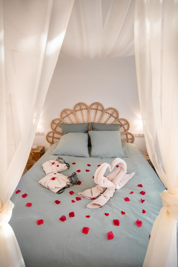 Lovina Chambre De Charme Avec Jaccuzi Velaux Екстериор снимка